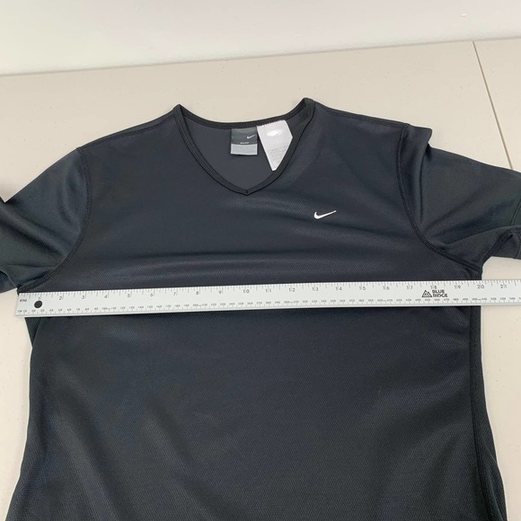 Nike Dri Fit V Neck Top Black White Logo Embroidered Size Medium Active Wear - Picture 4 of 6